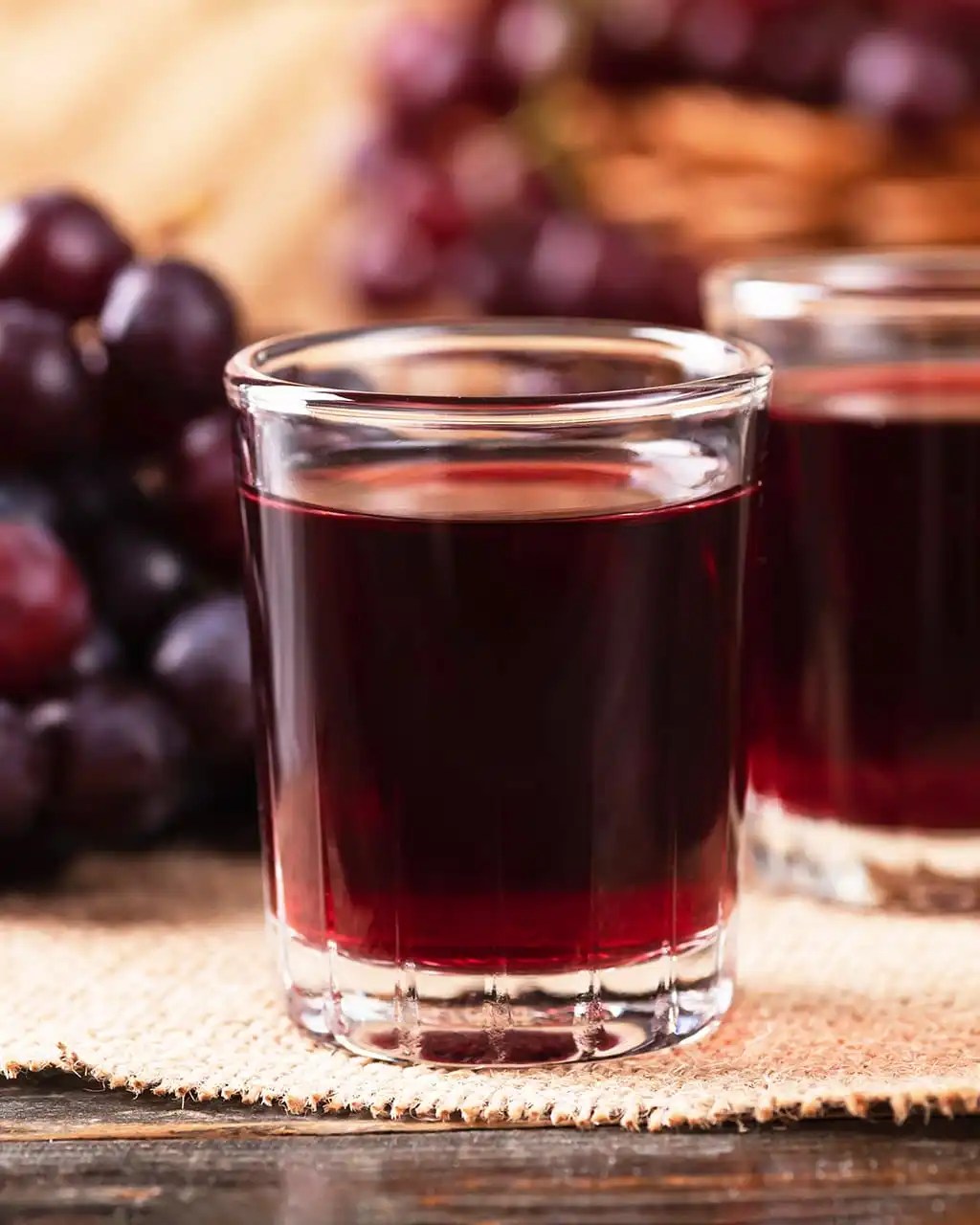 Red Wine Simple Syrup Recipe • Sips From Scripts