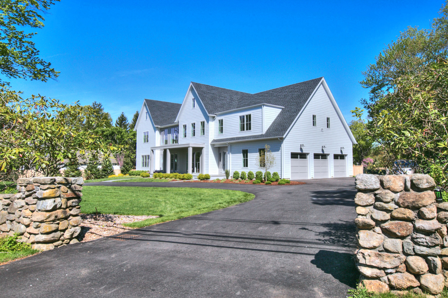 Greens Farms Road • SIR Development Residential Home Builders