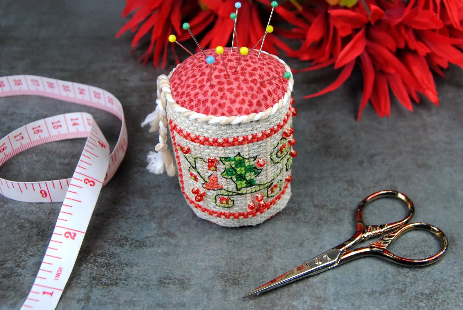 Pin Drum Cross Stitch Finishing Tutorial ⋆ Make your own pin cushion!