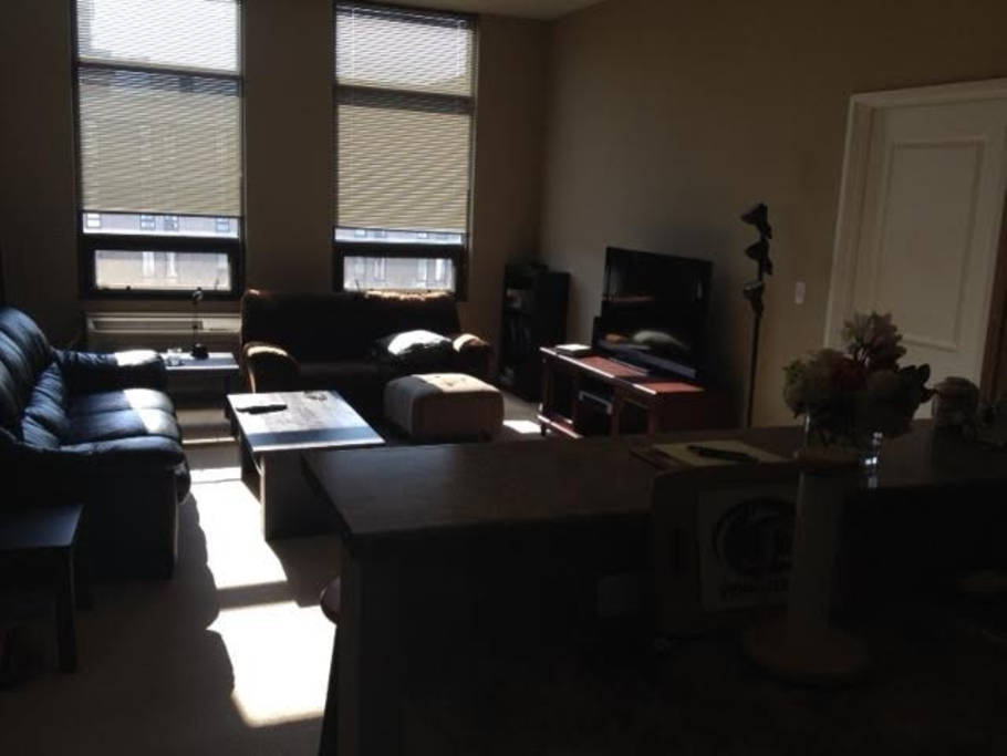 Living Room Lighting Ideas That Creates Character And Vibe SIRS