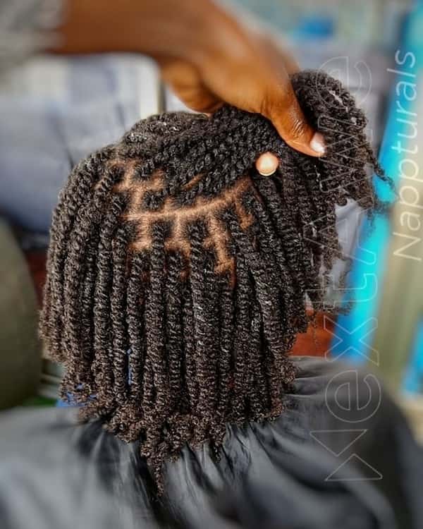 16 Adorable Mini Twist Hairstyles You'll Love