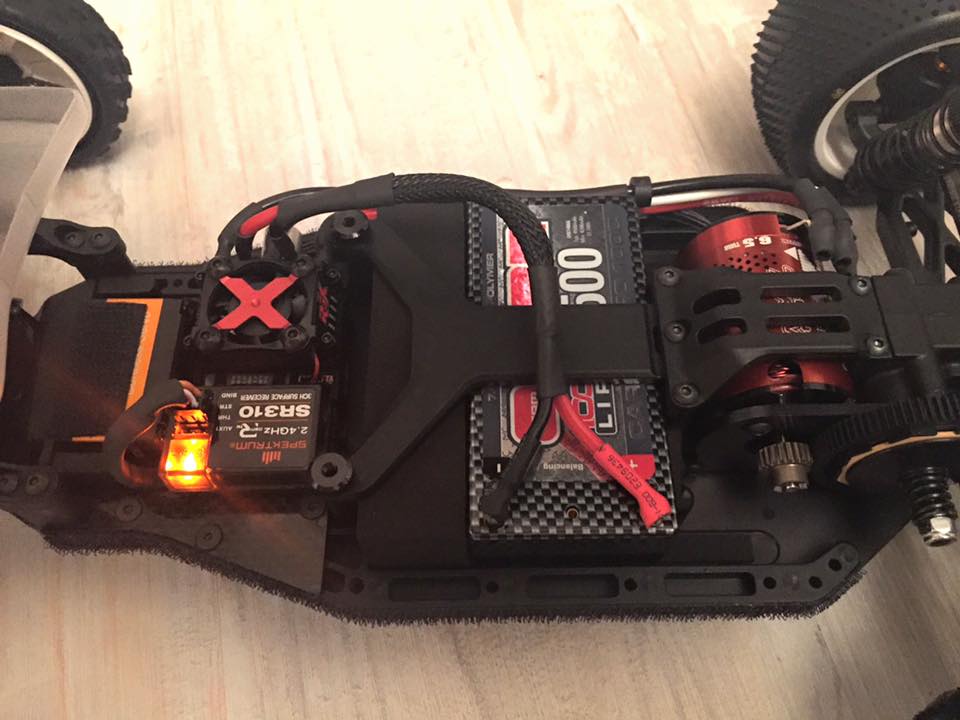 Team Xray XB2 Paul Gilham