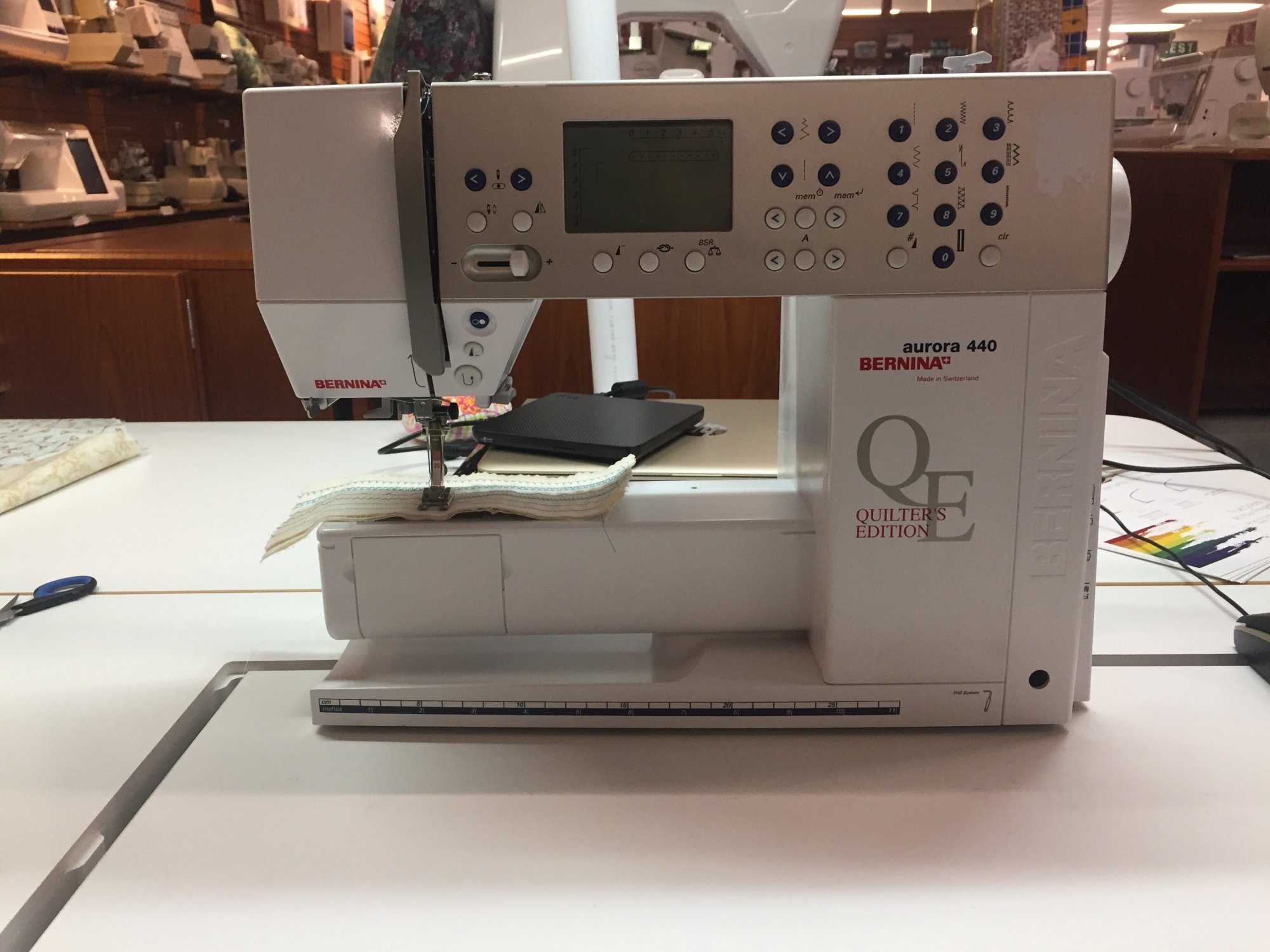 Bernina Aurora 440