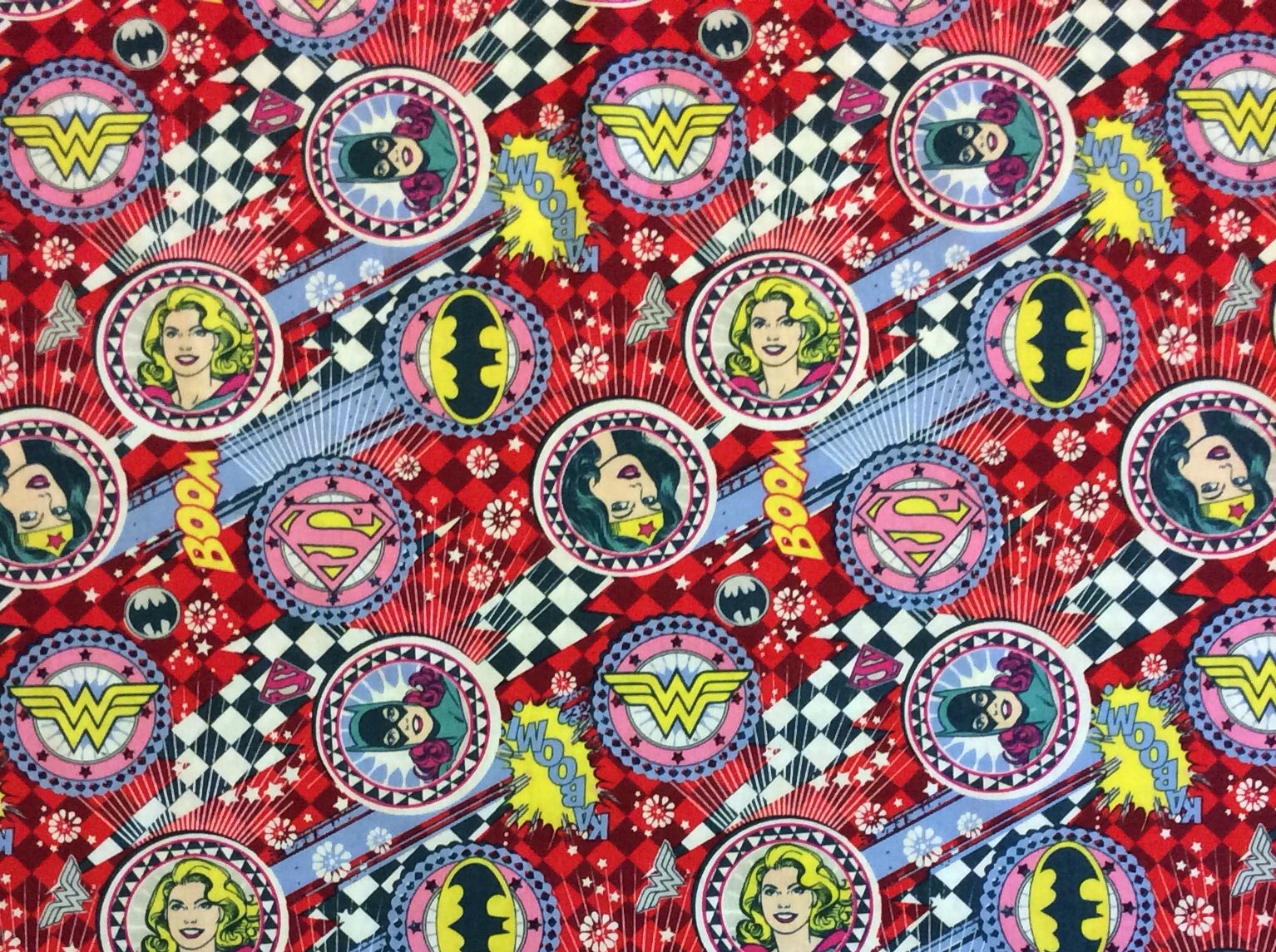 DC Comics Wonder Woman CA12 Super Heroes Cat Woman Bat Quilting Cotton