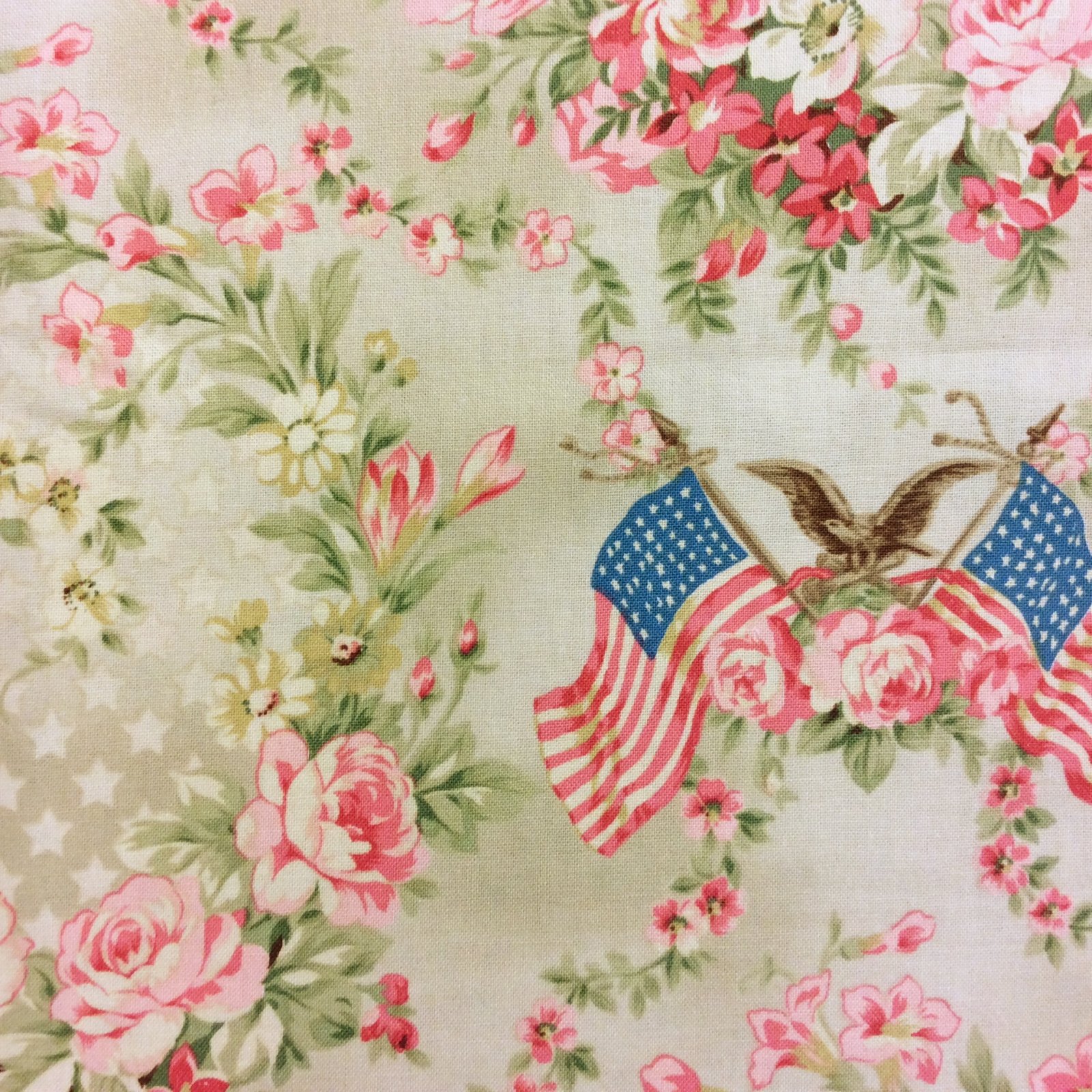 MD69 Victorian Style USA Floral Flag Eagle Star Patriotic Cotton