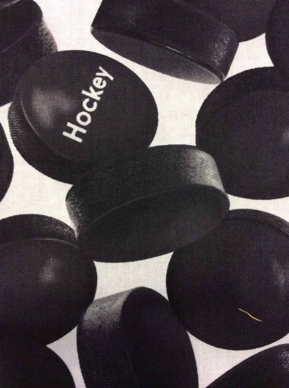 Ice Hockey Pucks Winter Sports Cotton Fabric Quilt Fabric RK44