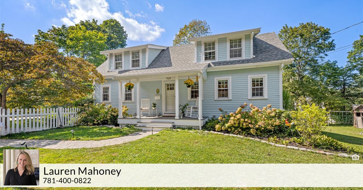 76 Downer Ave, Hingham, MA 02043