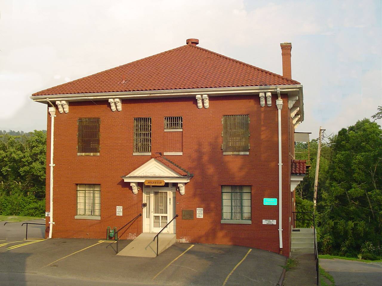 Doddridge County Museum / Old County Jail 2005