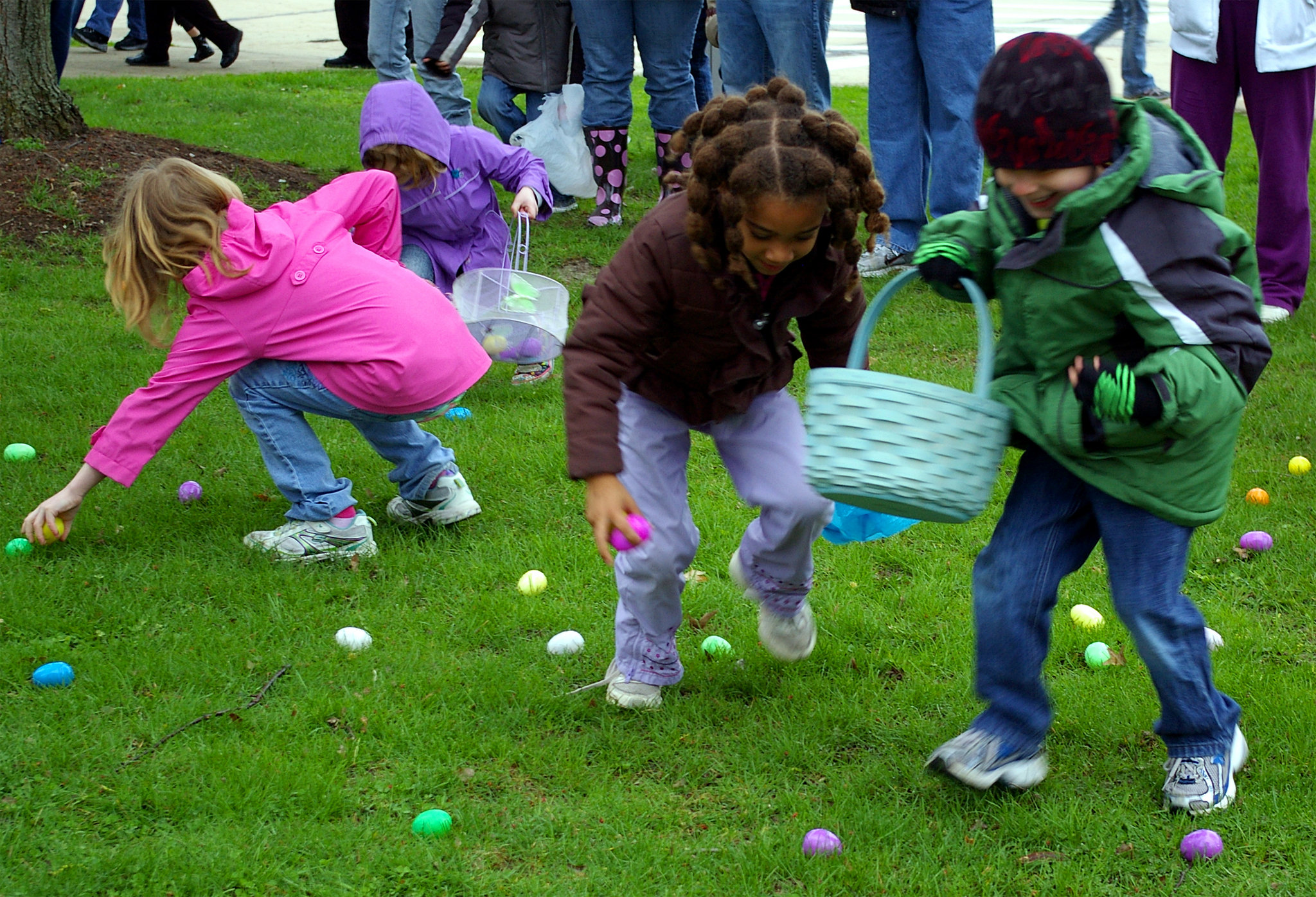 Easter Egg Hunt Maquoketa Iowa Funeral and Cremation Carson & Son