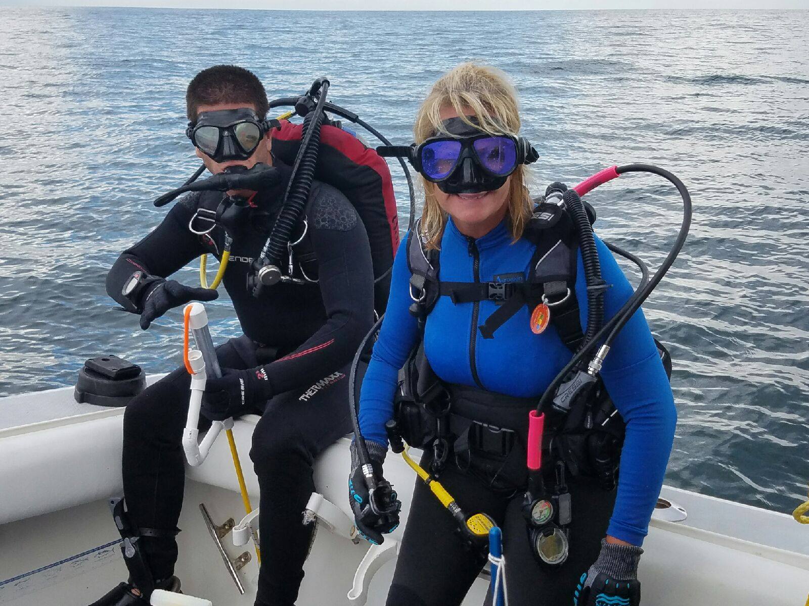 Diving Charters Six Shooter Charters