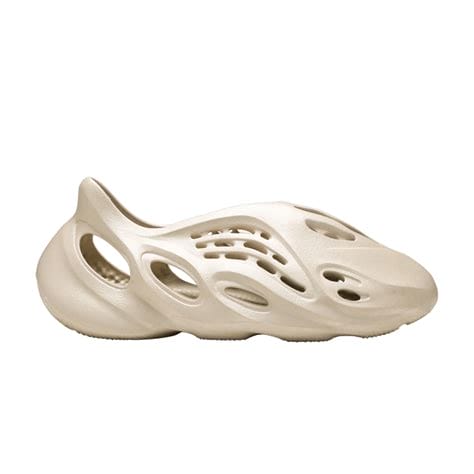 Do Foam Runners Fit True To Size? – SizeChartly