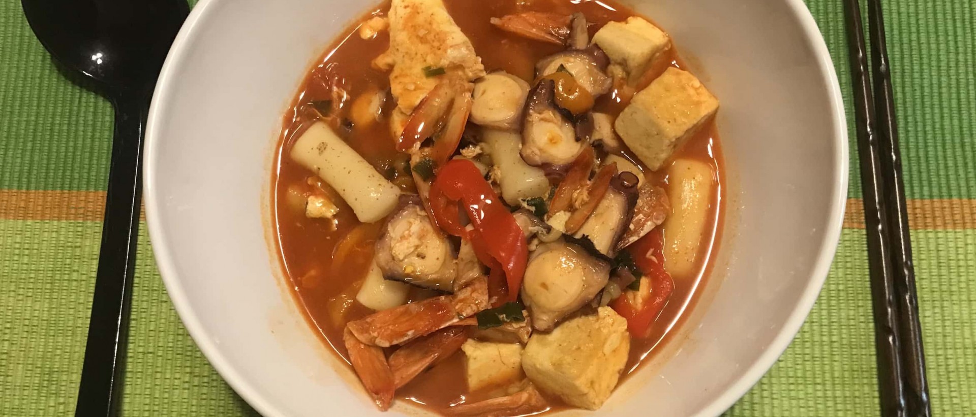 Korean Spicy Soup Noodles and Rice Cakes with Seafood S&J Menu