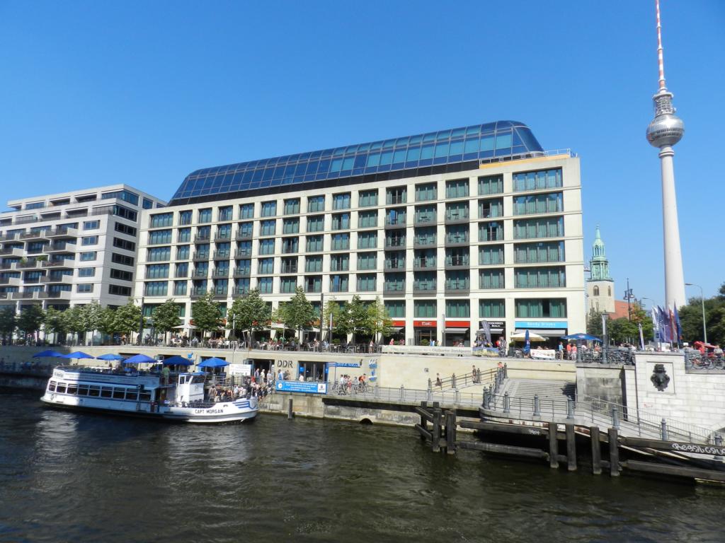 Ankunft in Berlin 1. Tag Hotel Radisson Blu Berlin Skala4u