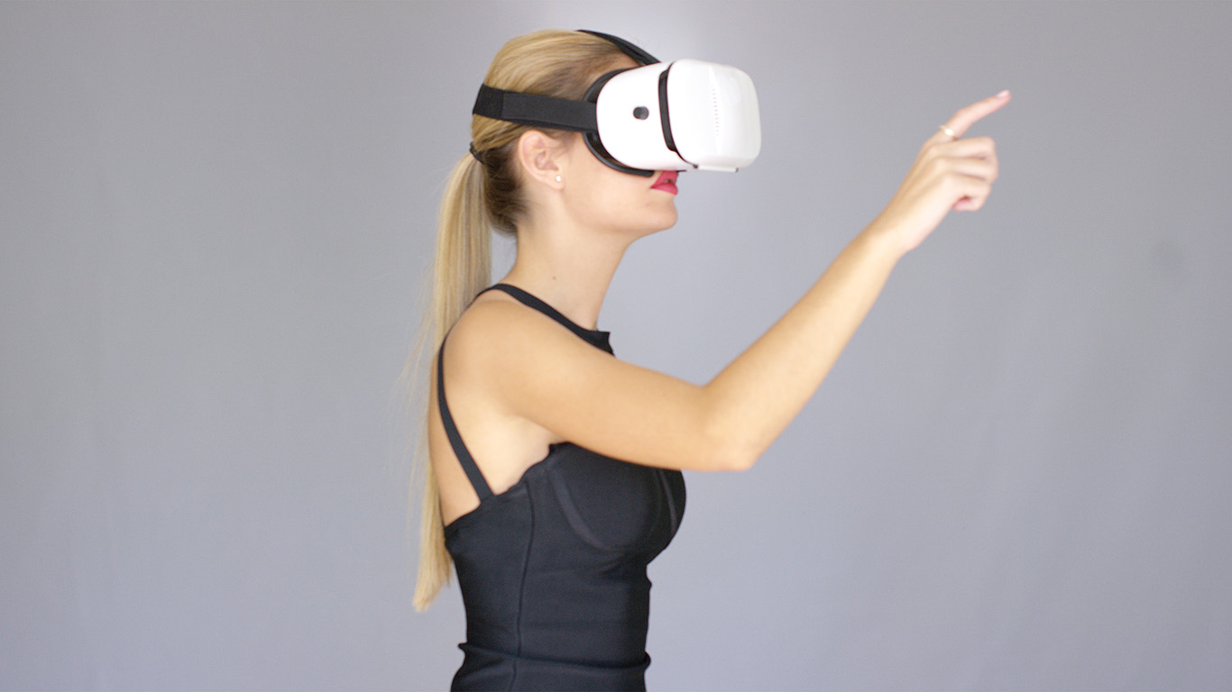 Is porn taking the lead in virtual reality? - The Ghost Howls