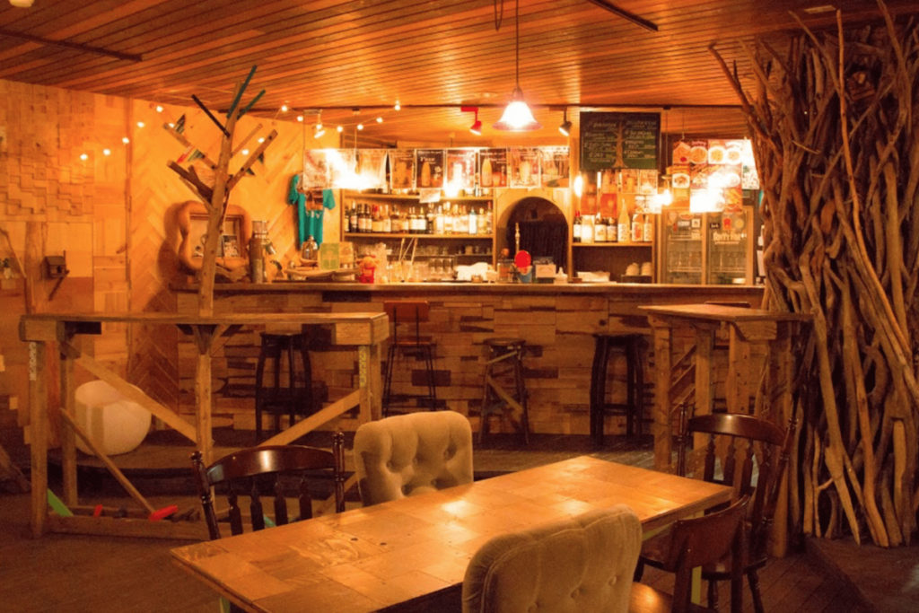 Hakuba nightlife & bar guide 2018/19 Ski Asia