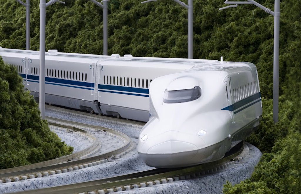 Japanese Rail Has a New HyperLuxury Commute from Tokyo to Hokkaido