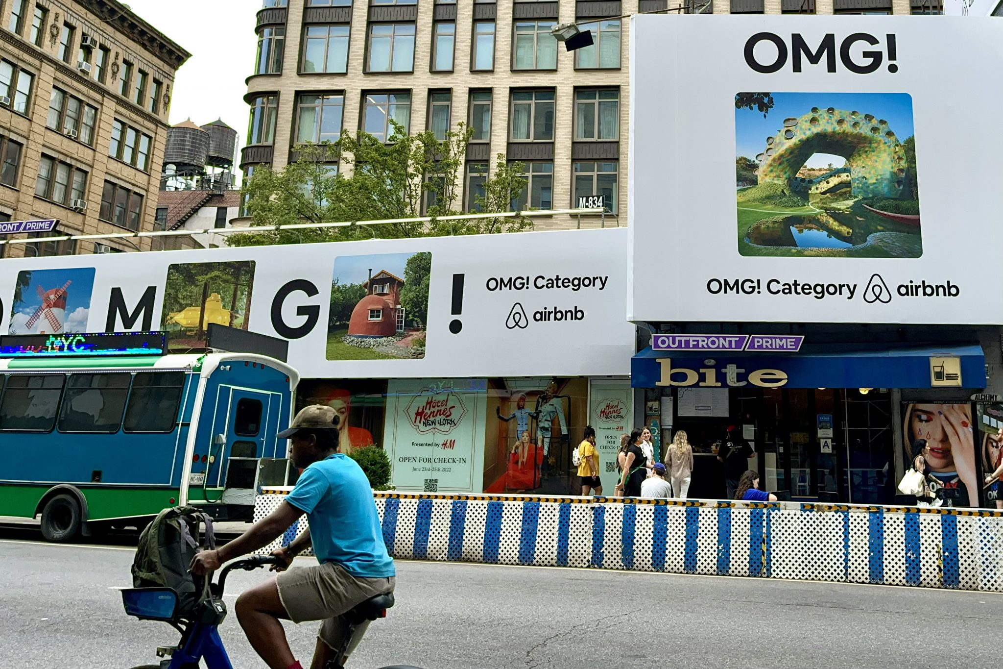 Airbnb's NYC Listings Fall 77, Big Hotelier Sees 'Tailwind'