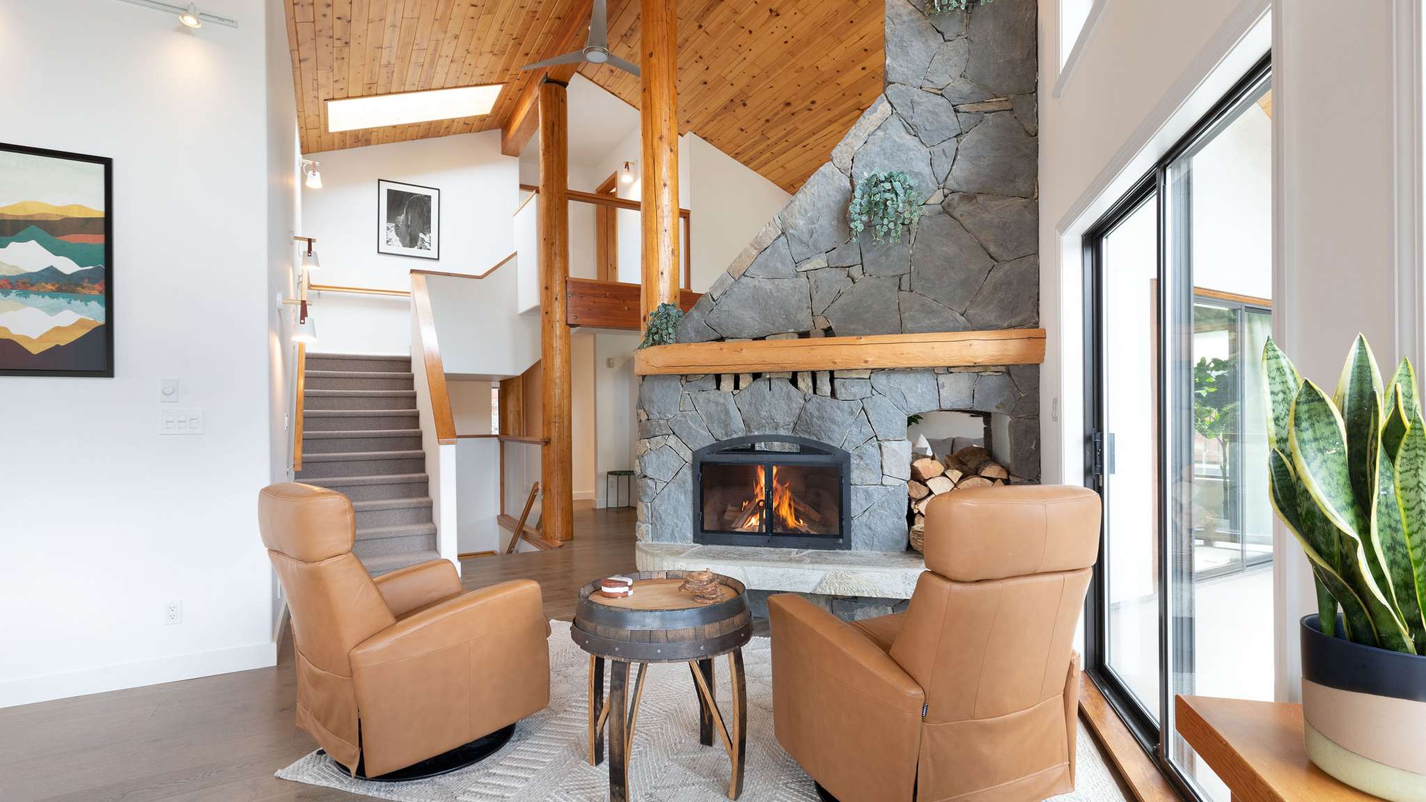 5 Bdrm Family Friendly Whistler Chalet Whistler Luxury Home Rentals