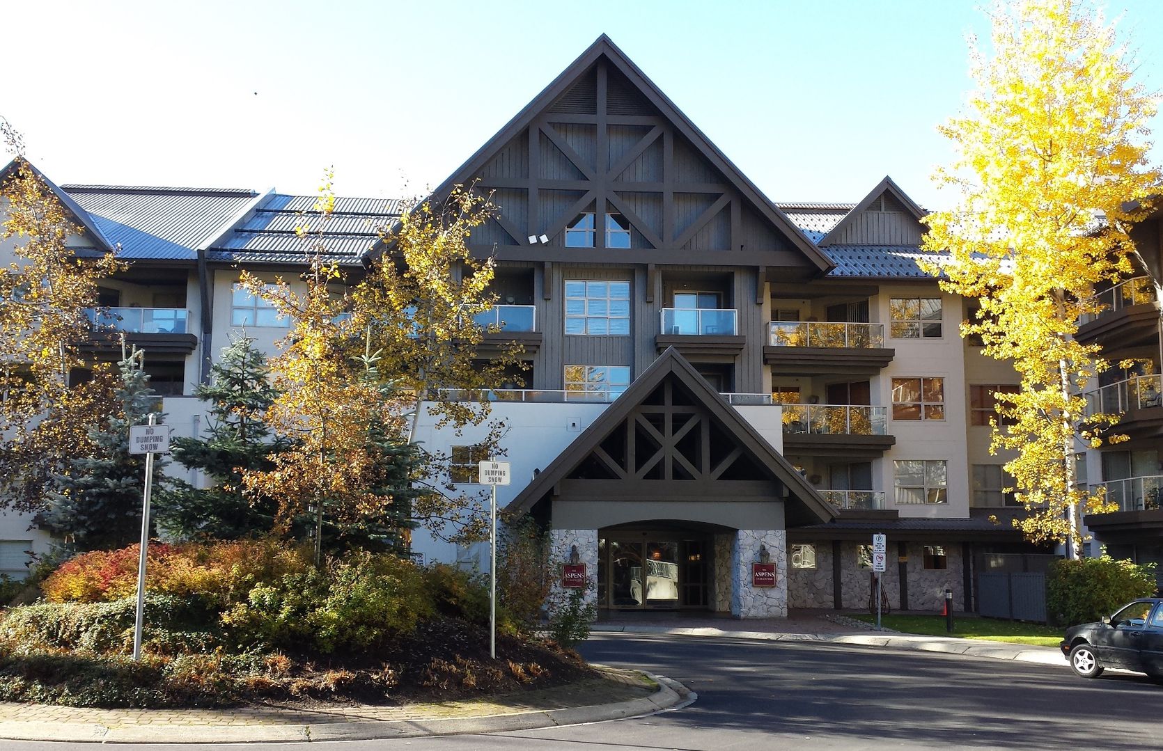 Aspens 2 Bedroom Unit 463 FOB Whistler Luxury Home Rentals