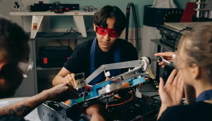 Is Industrial Machinery/Components A Good Career Path?
