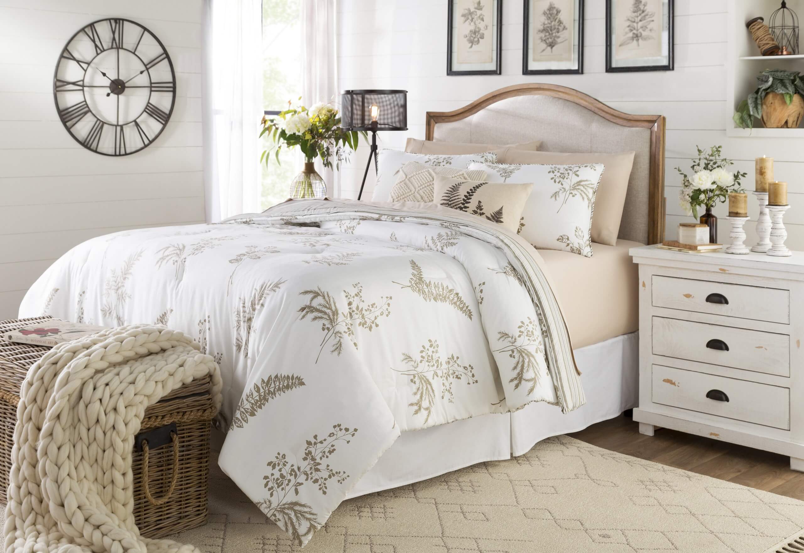 Position of Wall Clock