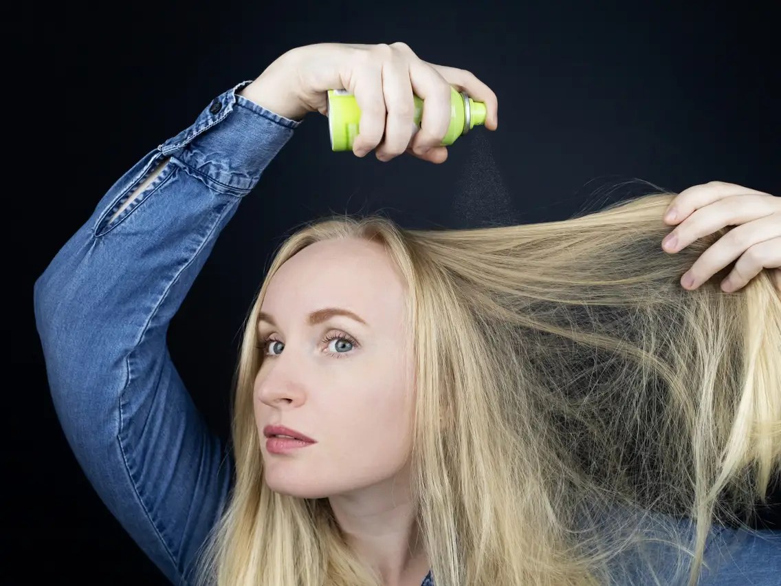 Dry Shampoo Is Linked With CancerCausing Chemicals
