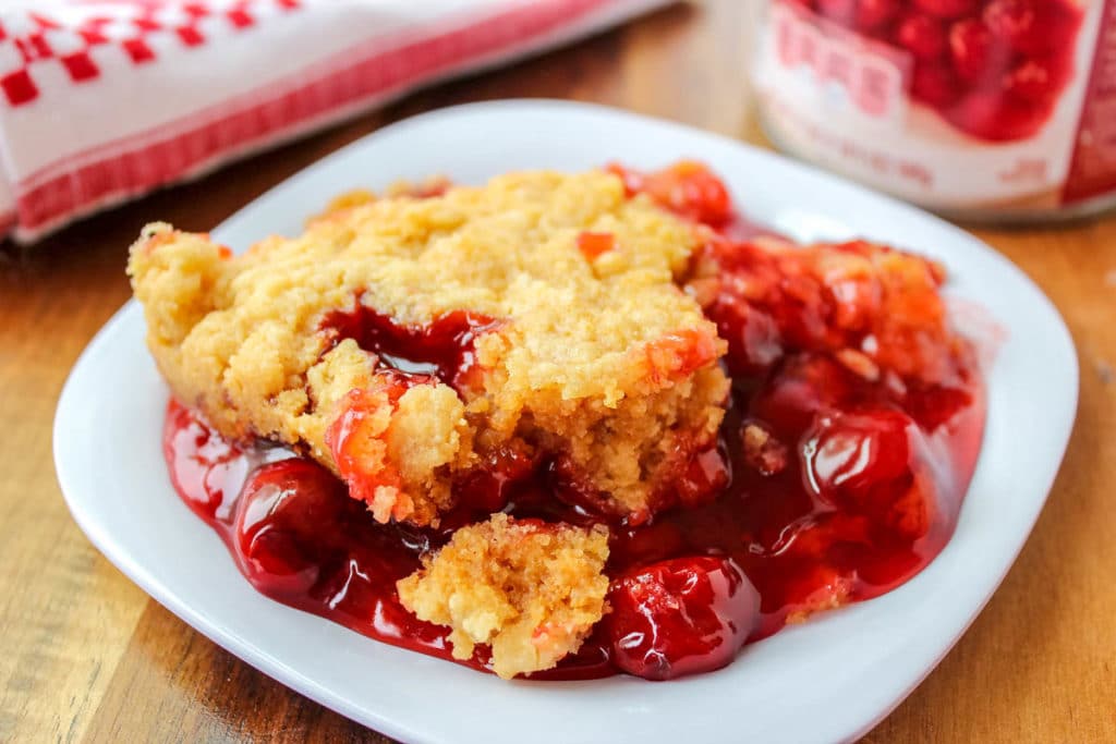 Crock Pot Cherry Dump Cake Just 3 Ingredient