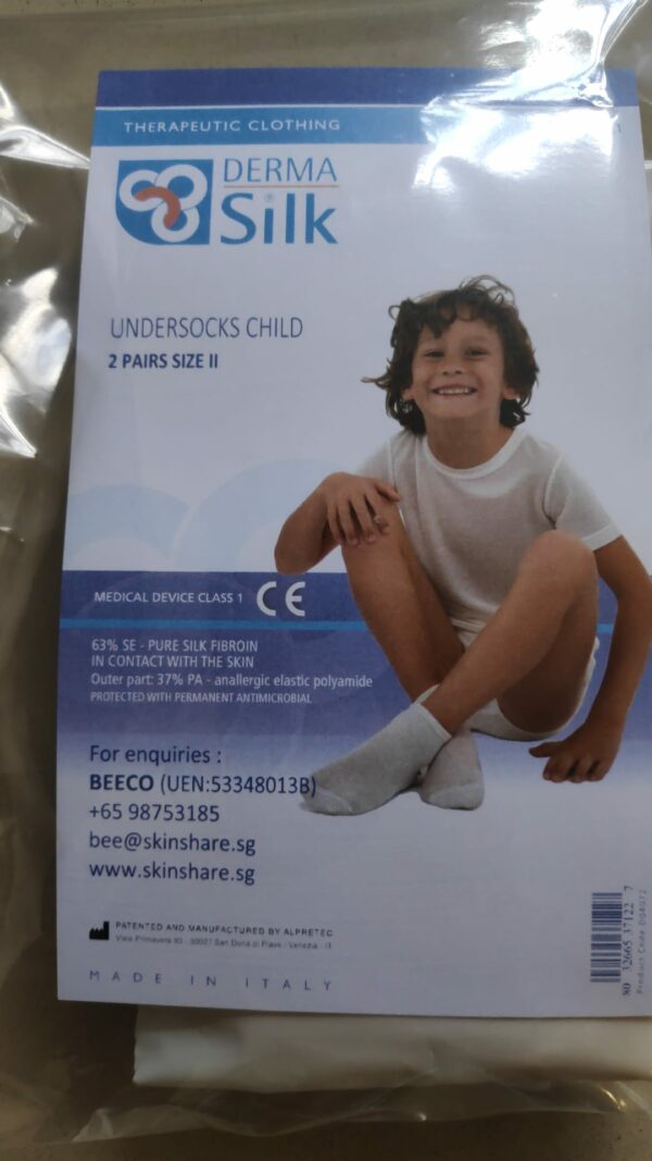[New Arrival] DermaSilk Child Undersocks Indoor Socks ( 2 pairs