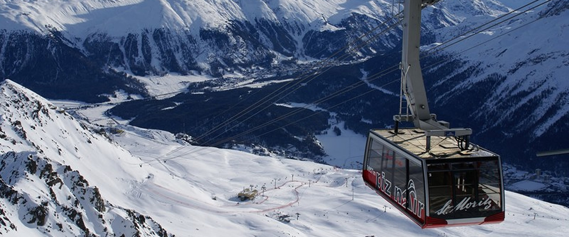 Ski em St Moritz Esquiar na neve em St Moritz