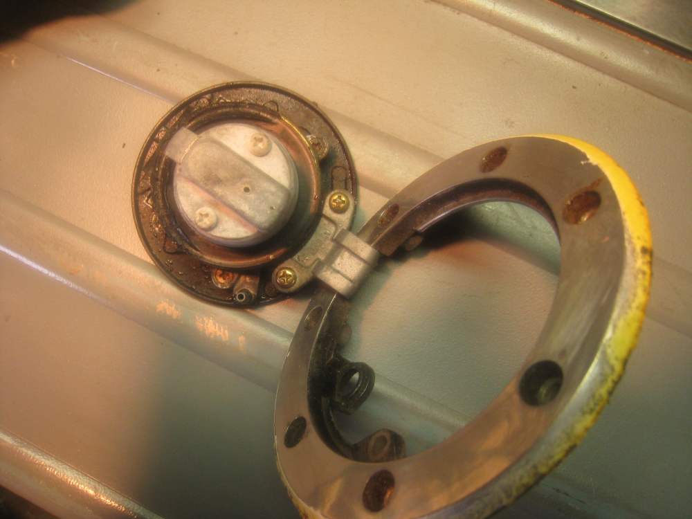 Gas Tank Lock stuck? Maintenance for gas cap with pics!