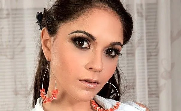 Marta La Croft Biography, Wiki, Age, Career, Family & More