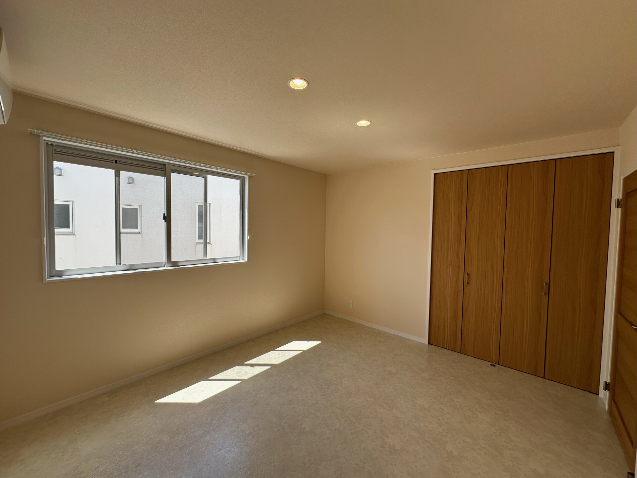 Clover Town Eden N SKY Housing INC. okinawa off bace housing