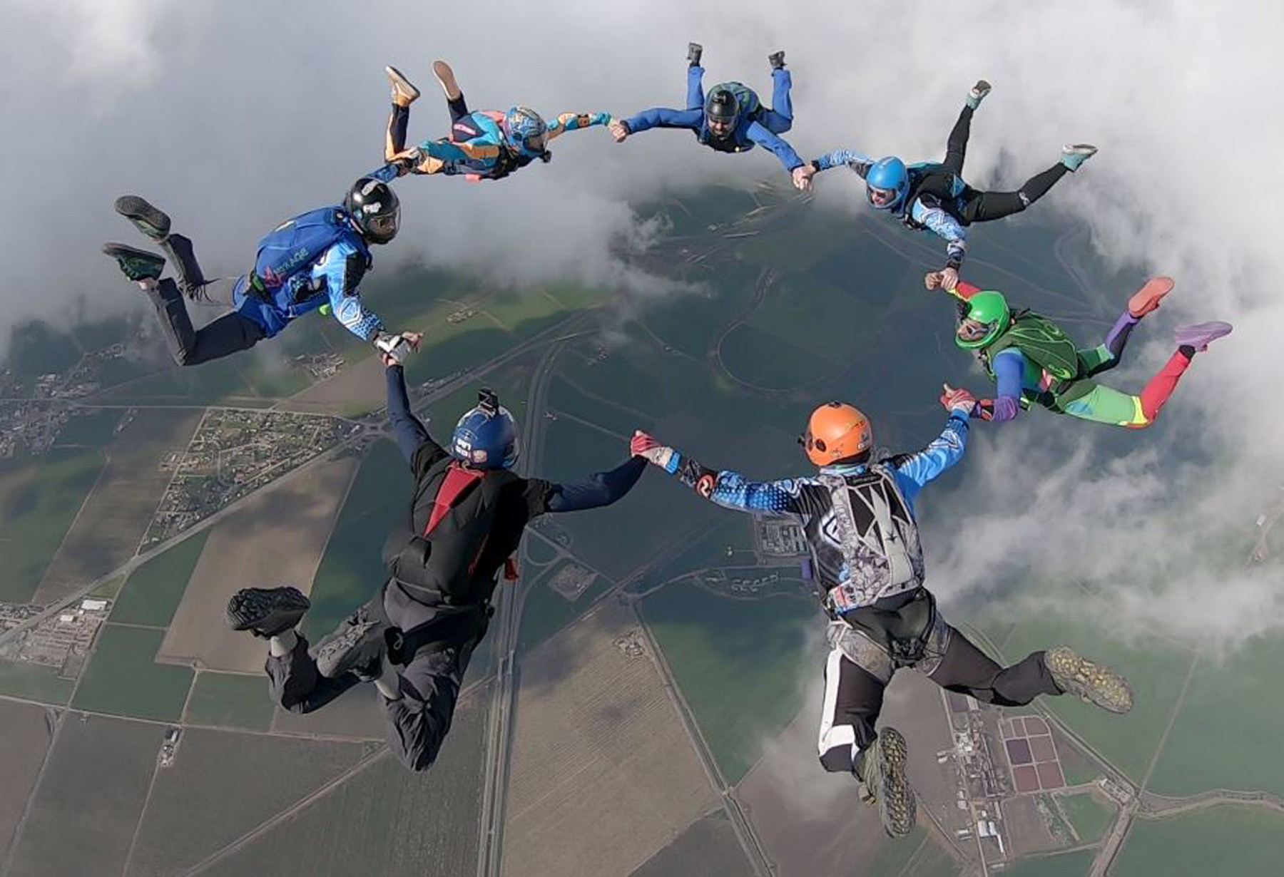 Experienced Skydivers in the Bay Area Skydive California