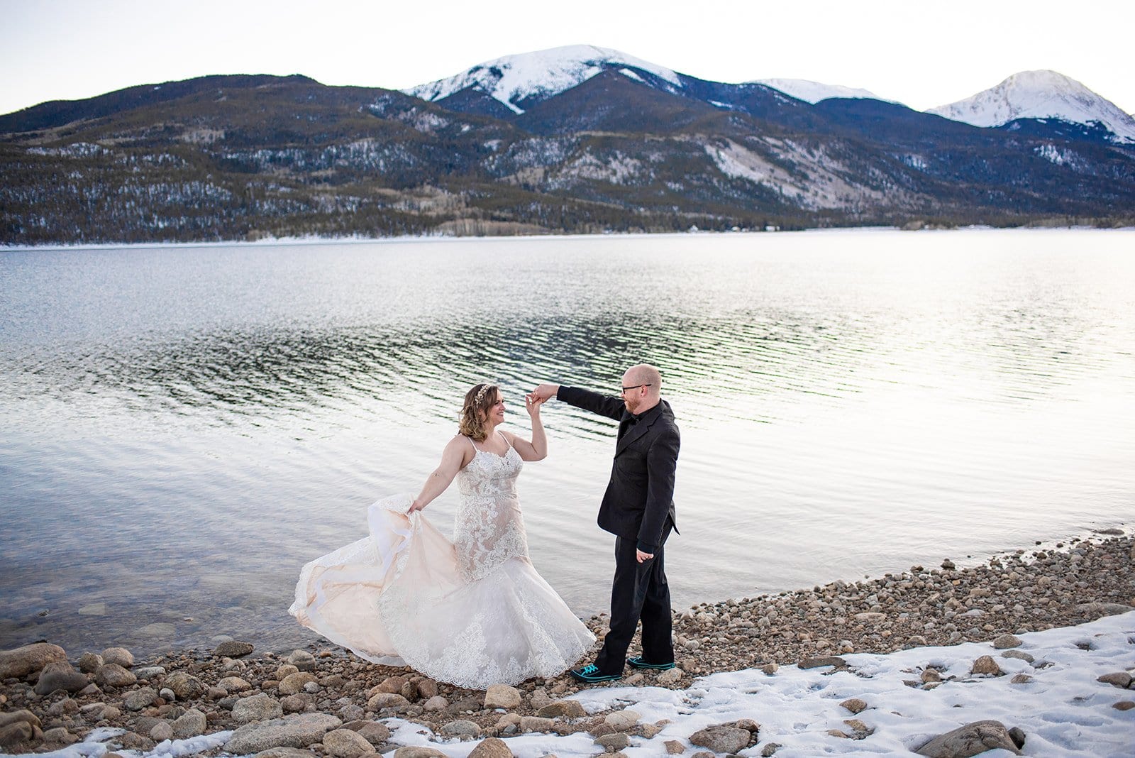 Twin Lakes Elopement Guide How to Elope at Twin Lakes, Colorado