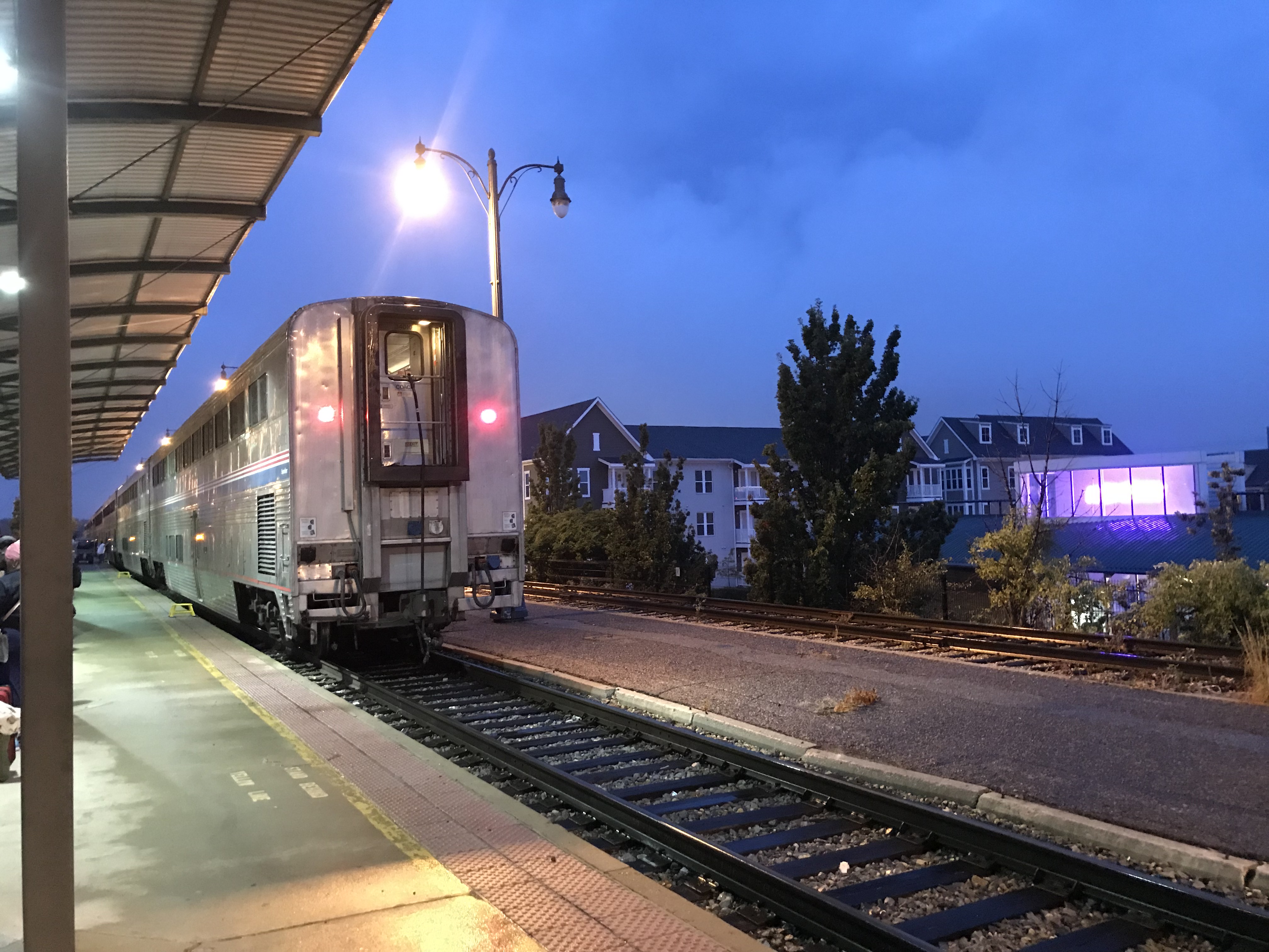 [Amtrak trip] Chicago to New Orleans small talks about
