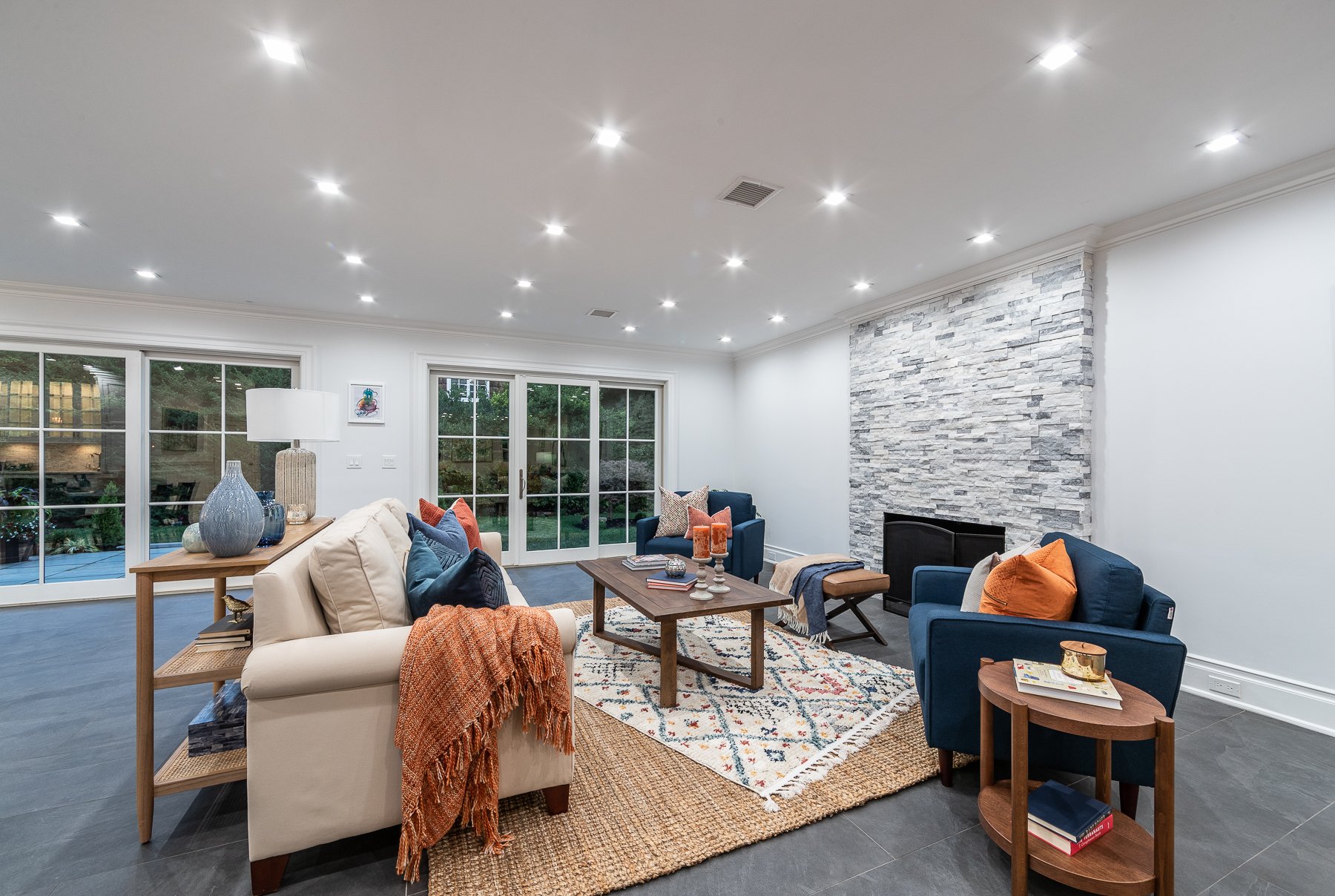 25 Hilton Ave, Garden City, NY 11530 Skyline Development Corp