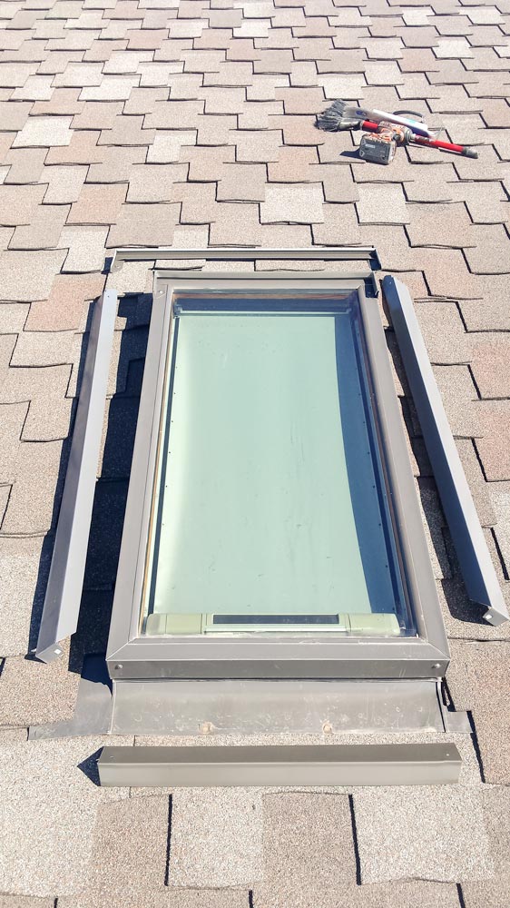 Franktown Skylight, Cladding and Blind Replacement Skylight