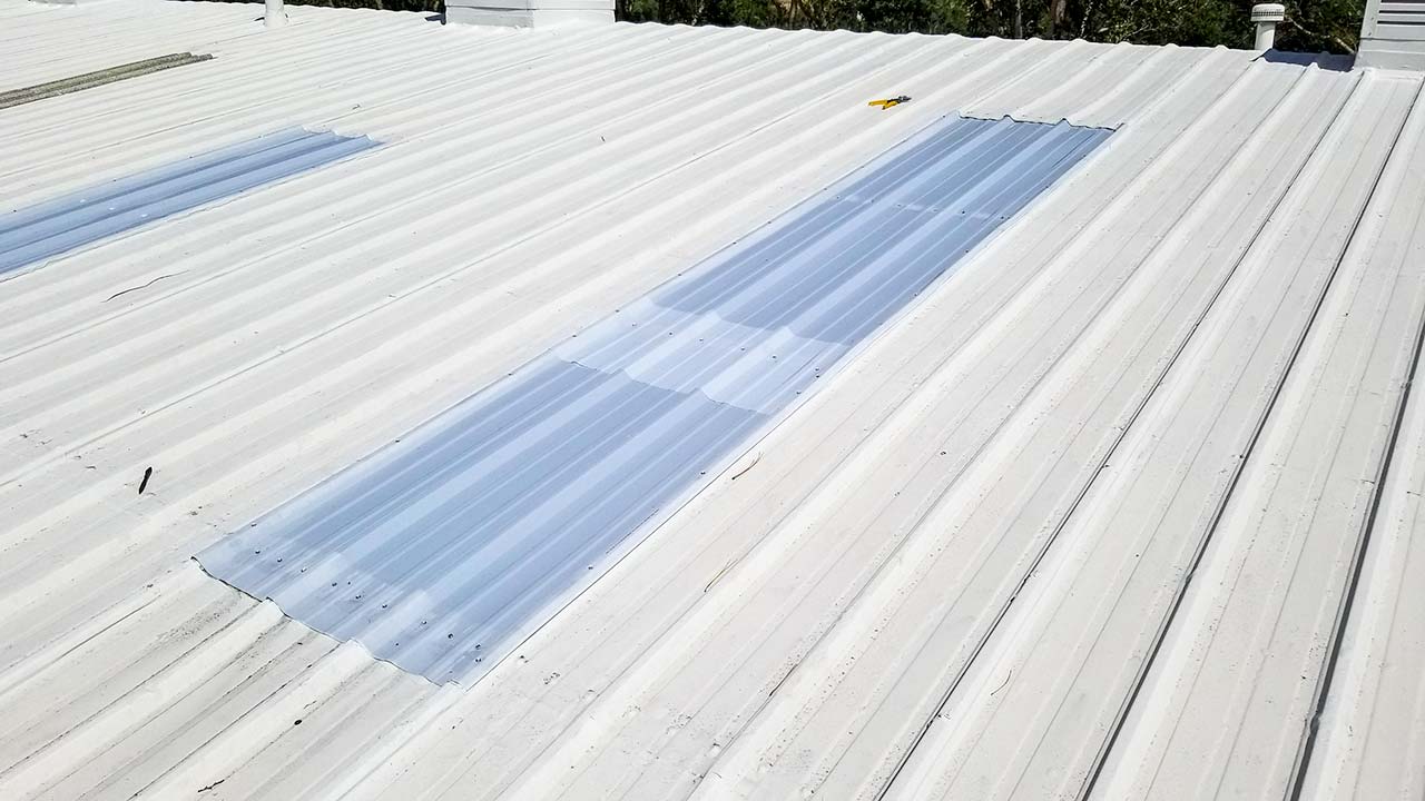 polycarbonate r panel skylights