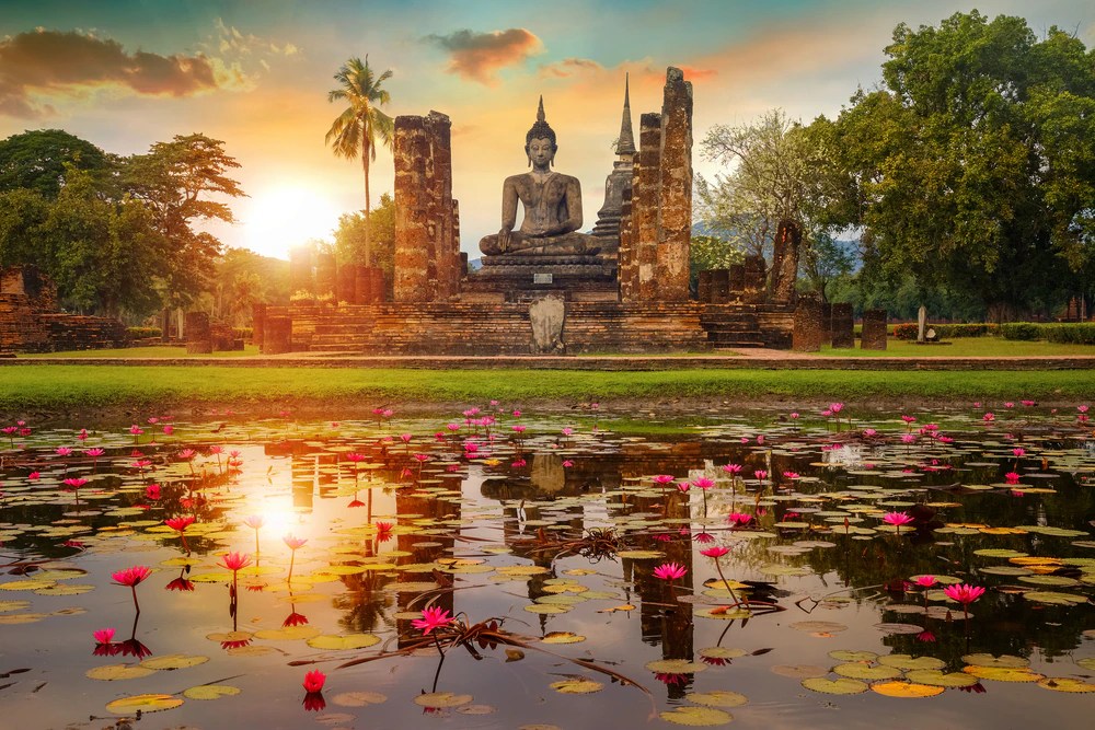 Thailand 10 Unmissable Destinations When Visiting the Land of Smiles skyticket Travel Guide