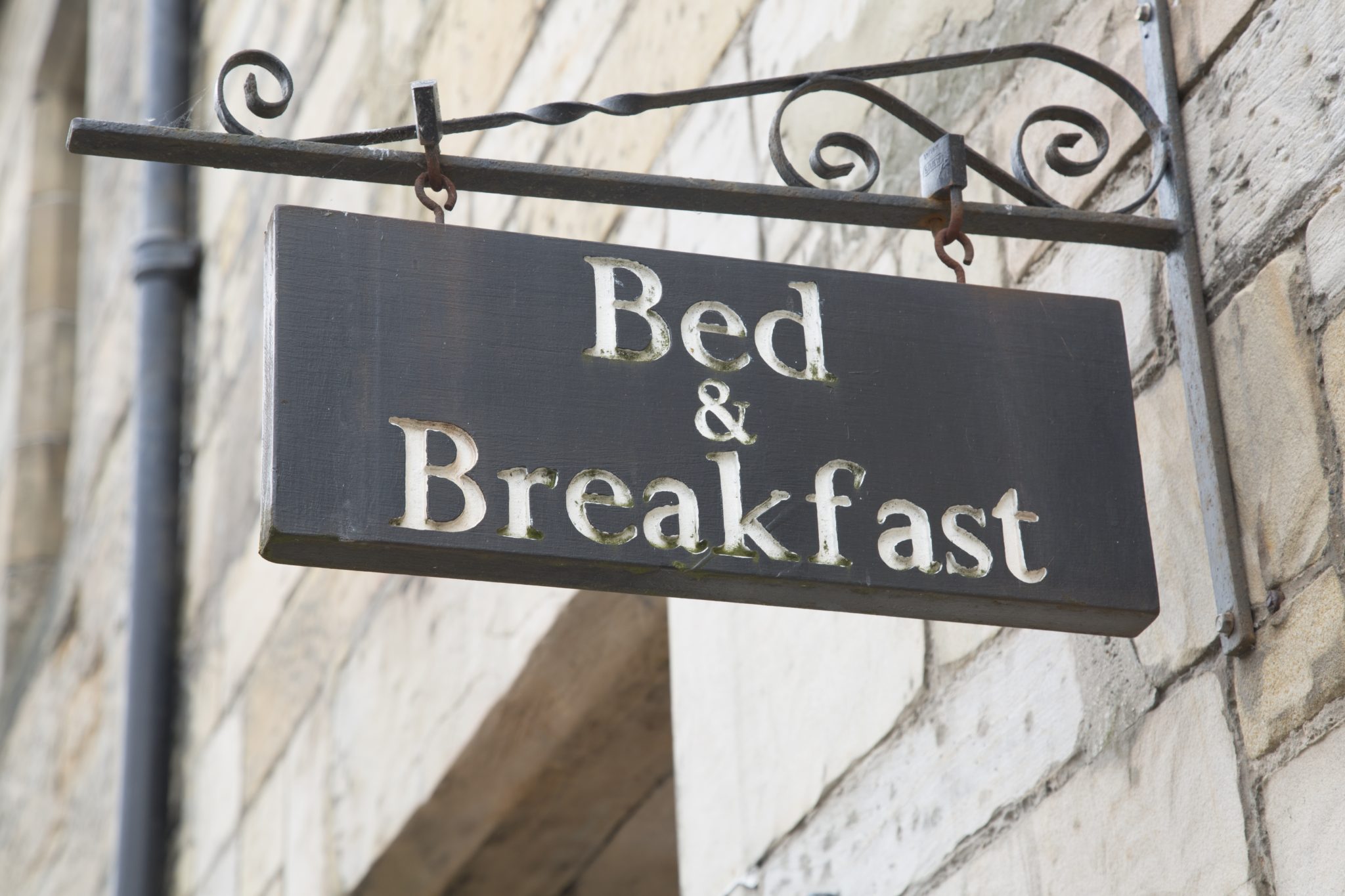The Top 4 Reasons Your Bed and Breakfast Needs Reservation Software
