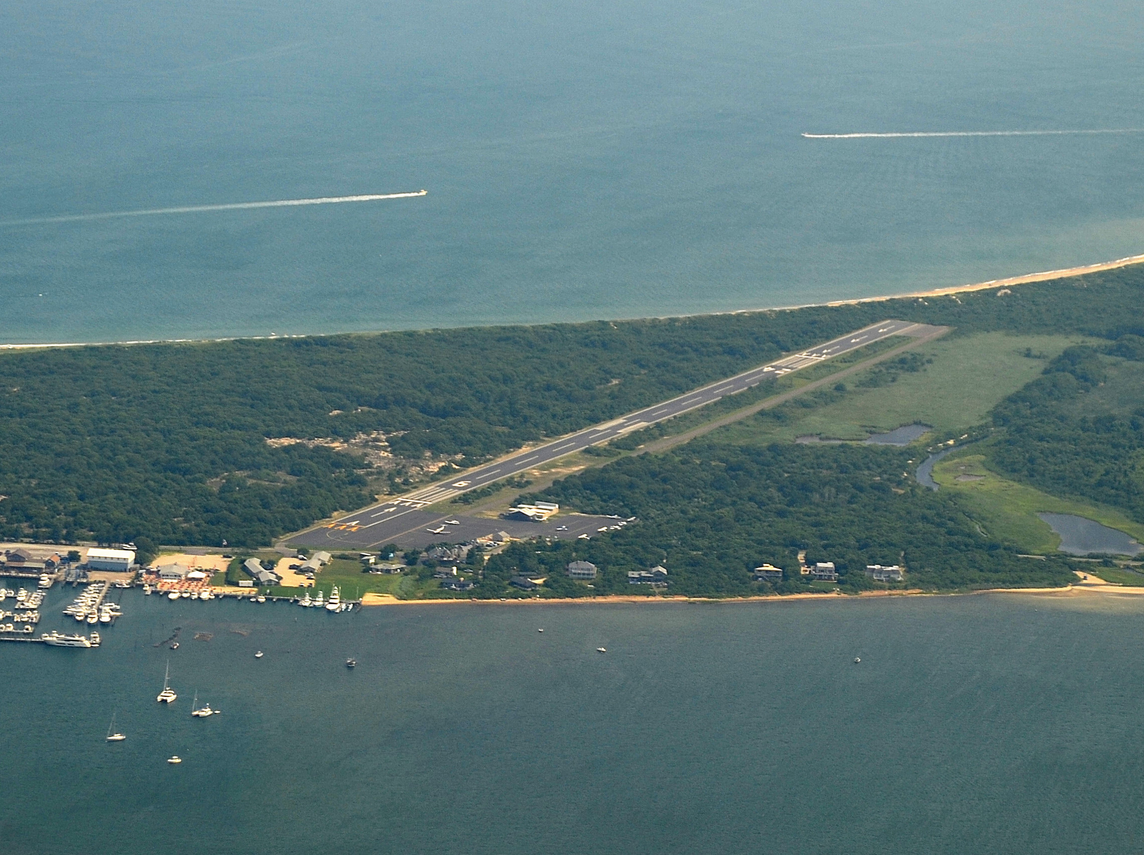 KMTPMontauk Airport SkyVector
