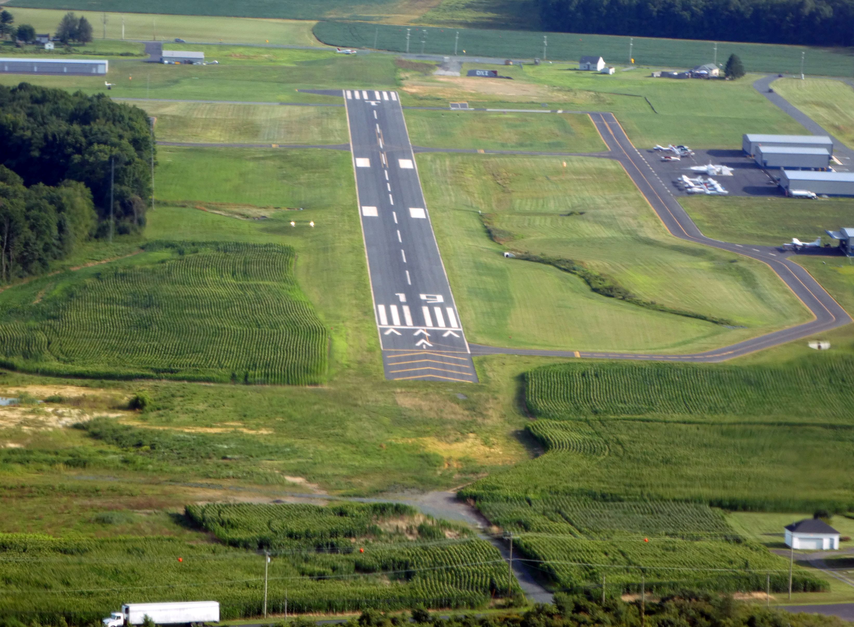 0W3 Harford County Airport (23235) SkyVector