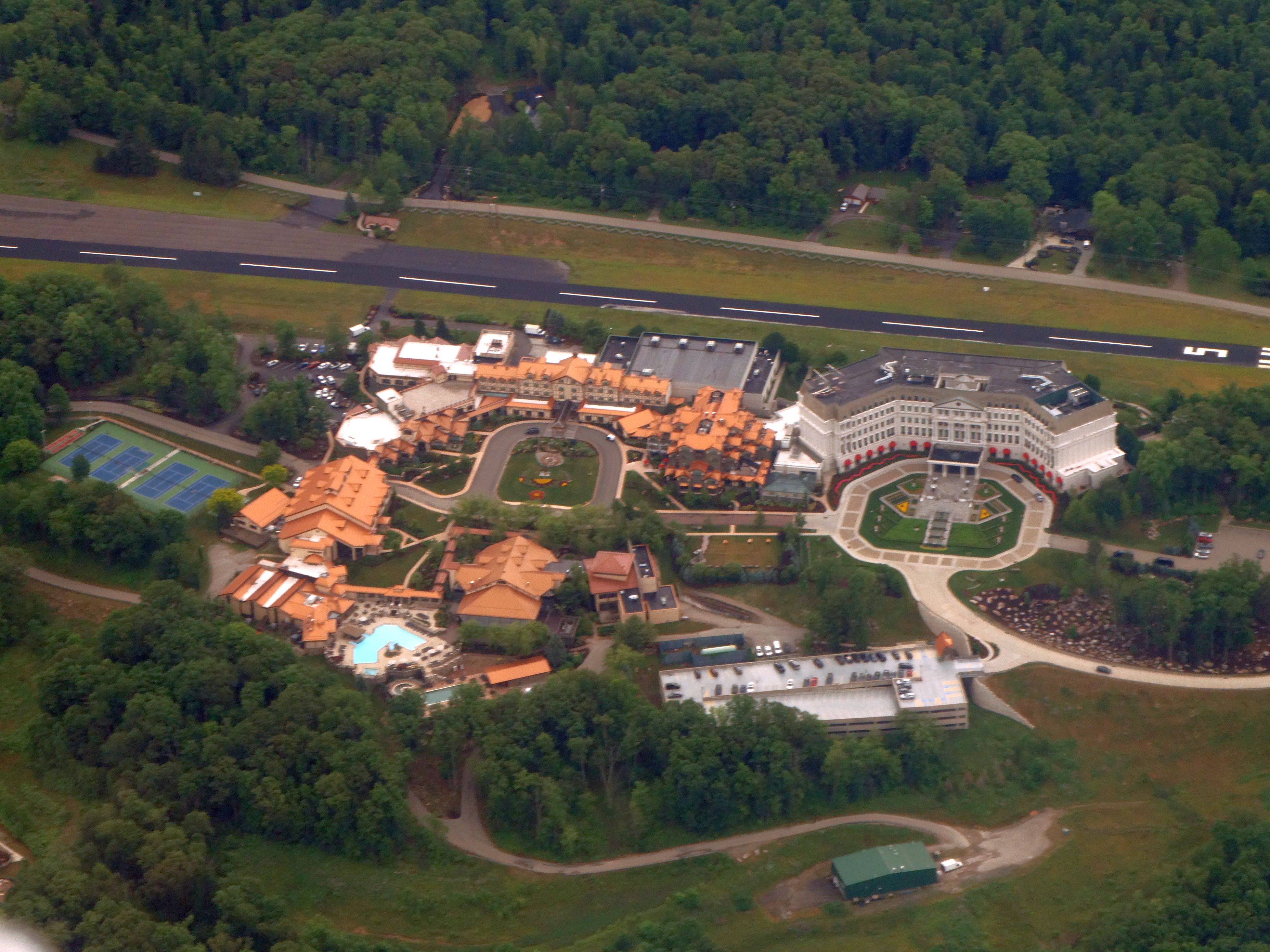 PA88 Nemacolin Airport SkyVector