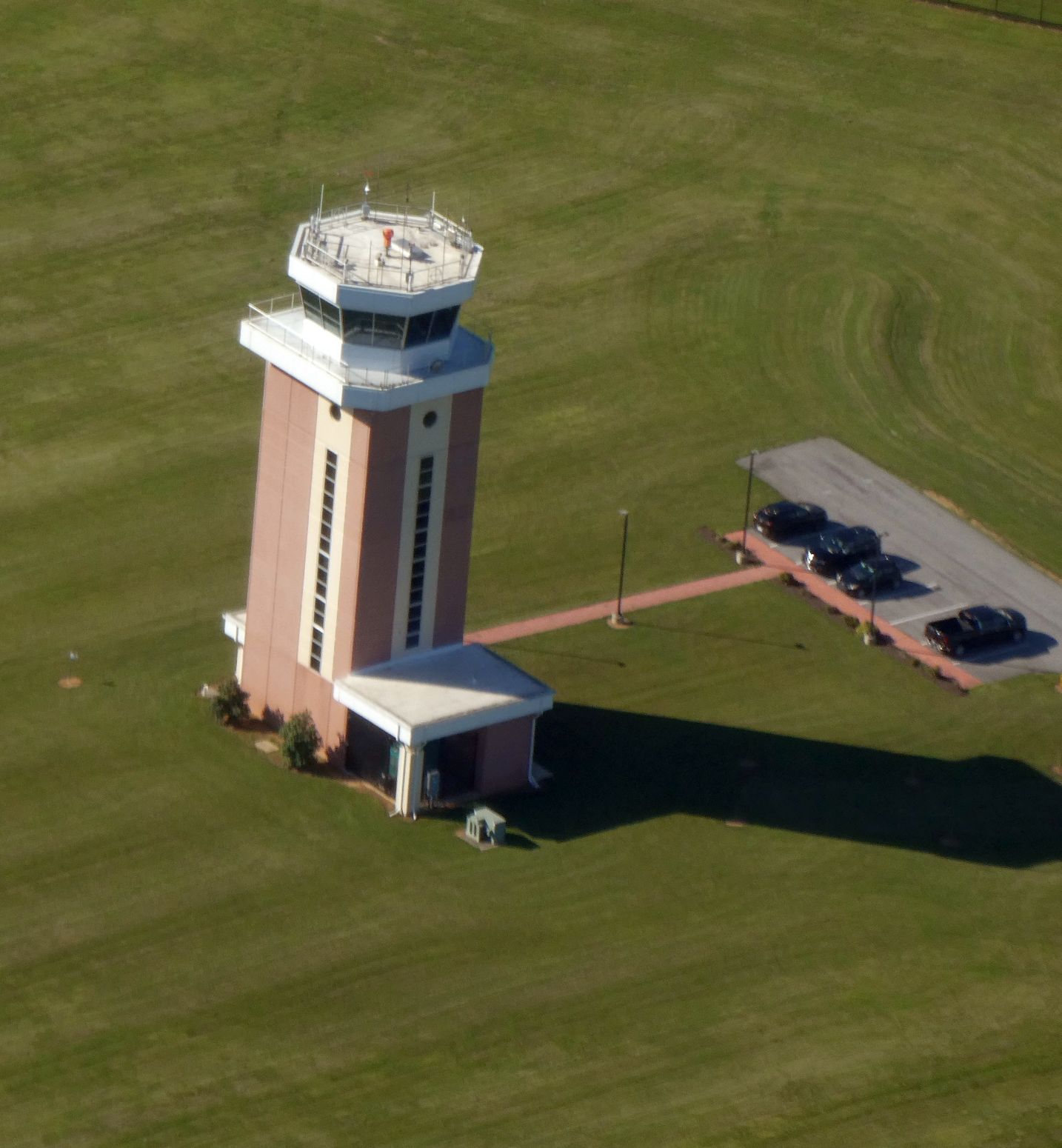 FDK Frederick Municipal Airport (29535) SkyVector