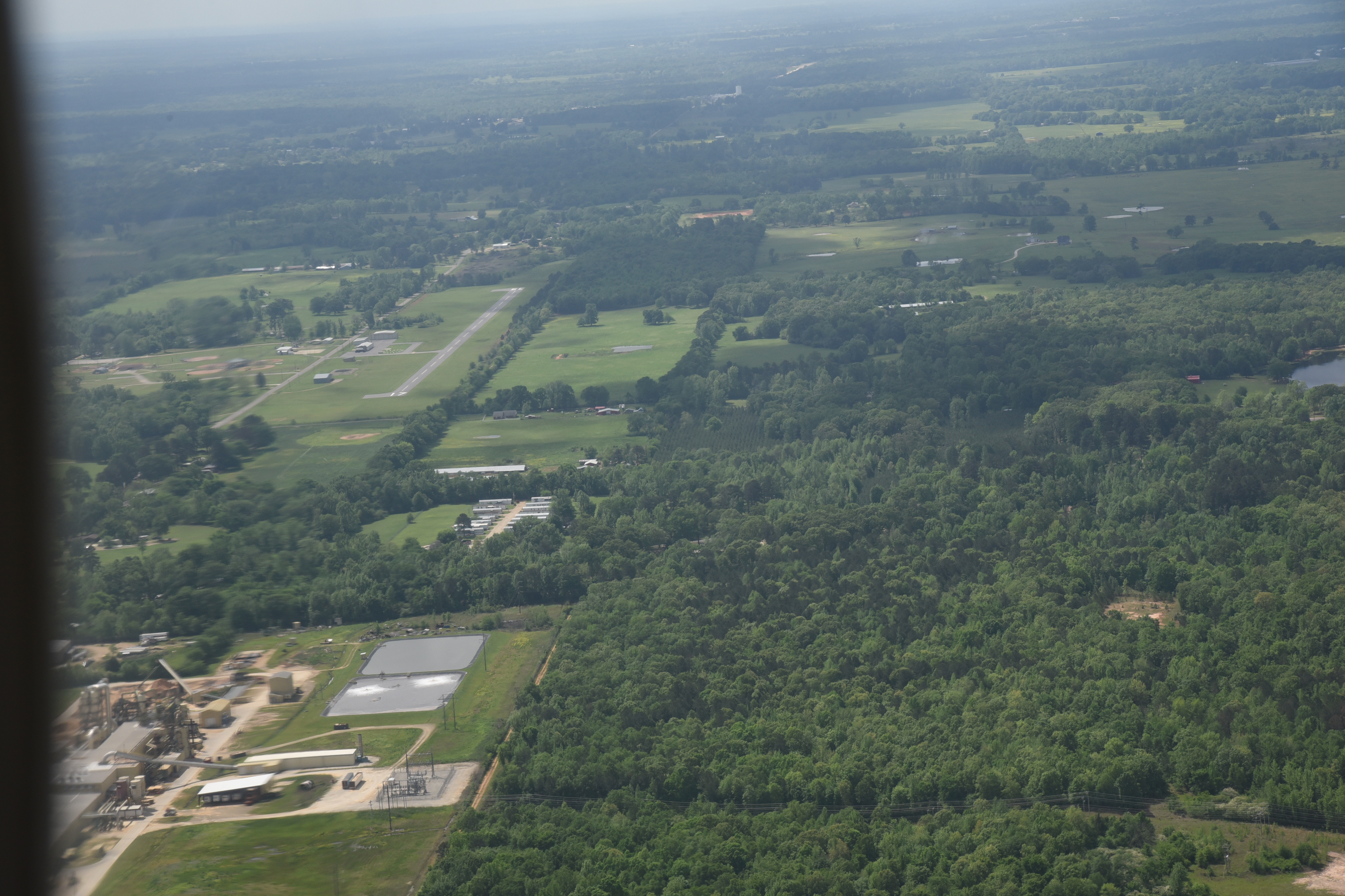 Broken Bow Municipal Airport looking south SkyVector