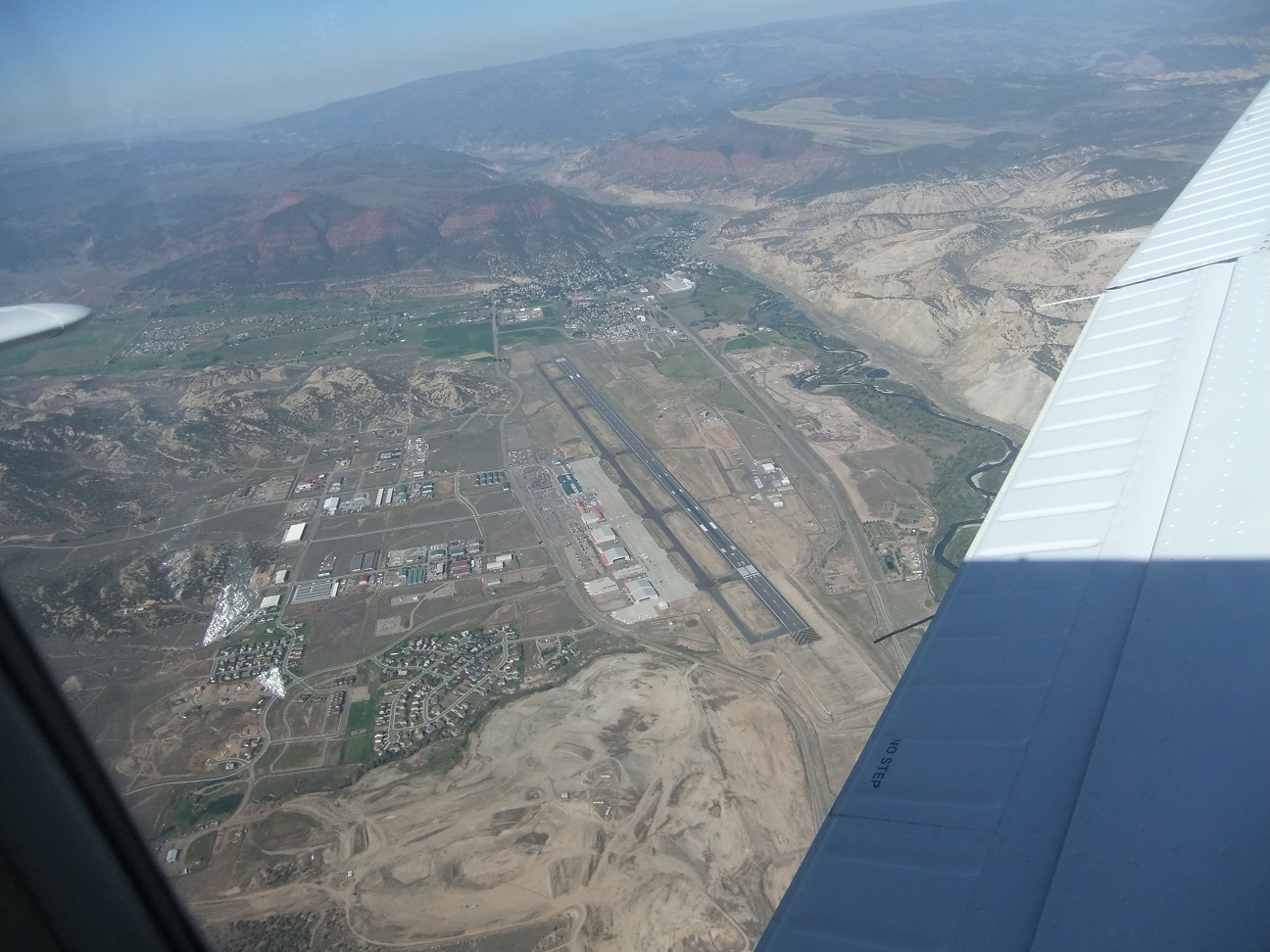 Eagle County Regional Airport SkyVector