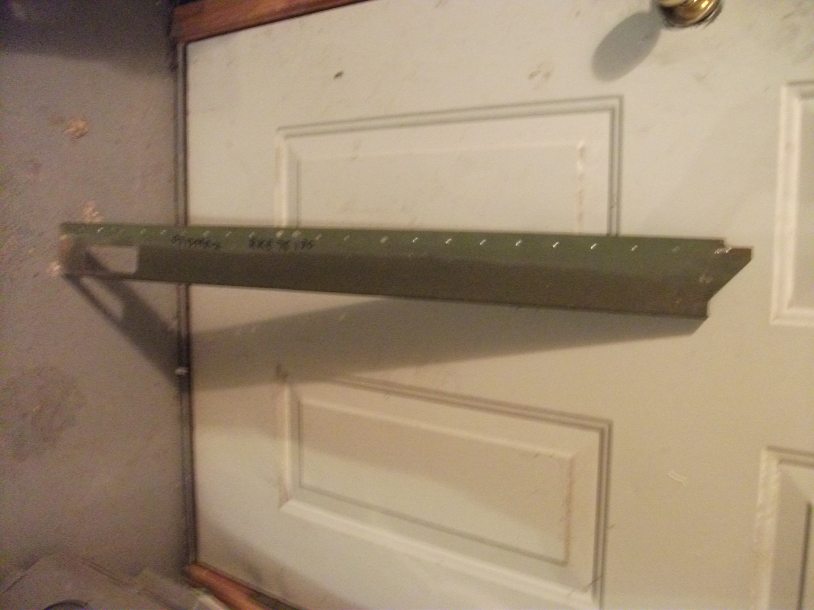 Support Door Sill Lower RH — Skywagon City