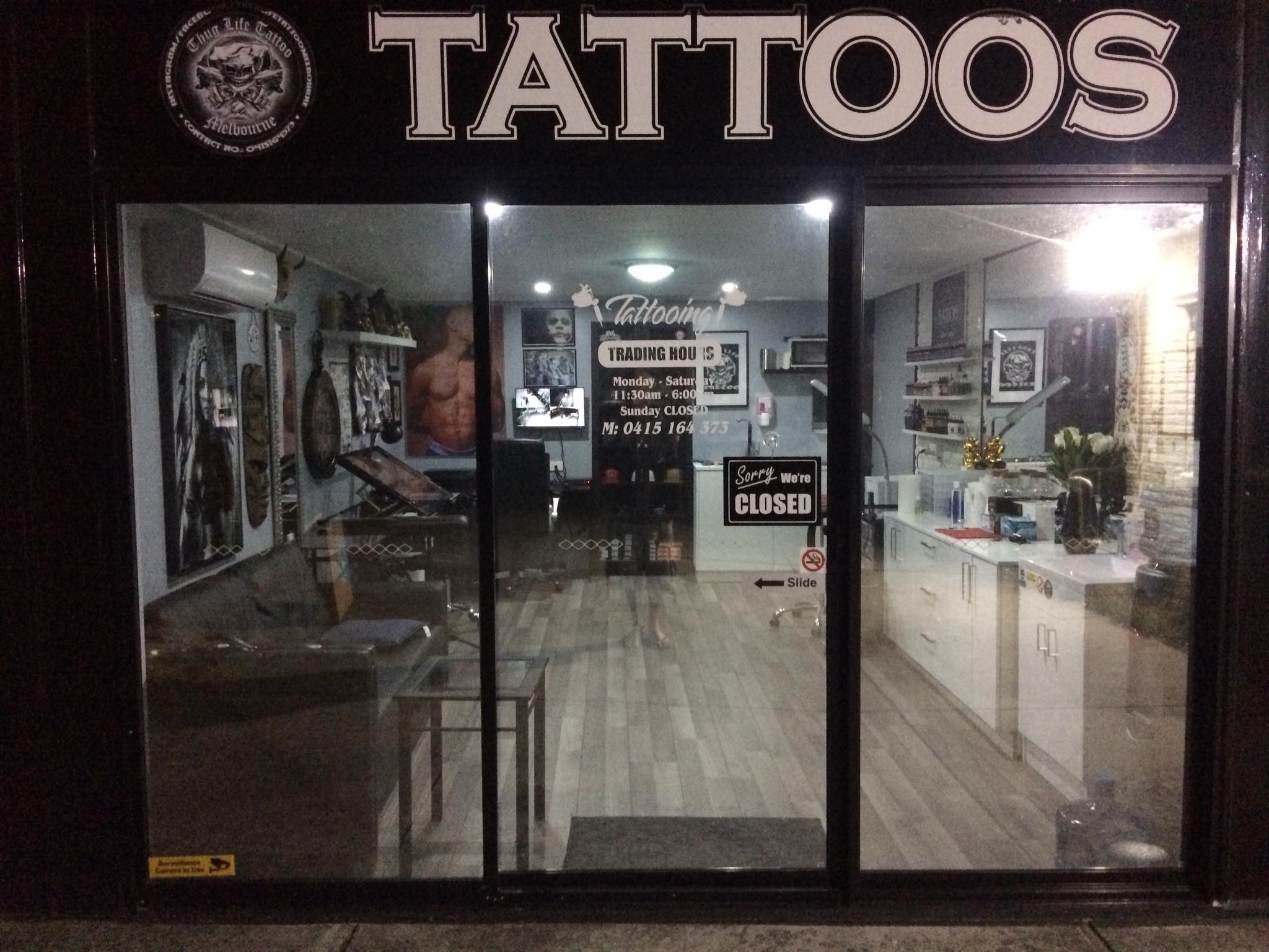 SBS Language Manila to Melbourne Tattoo artist’s inspirational journey from the street corner