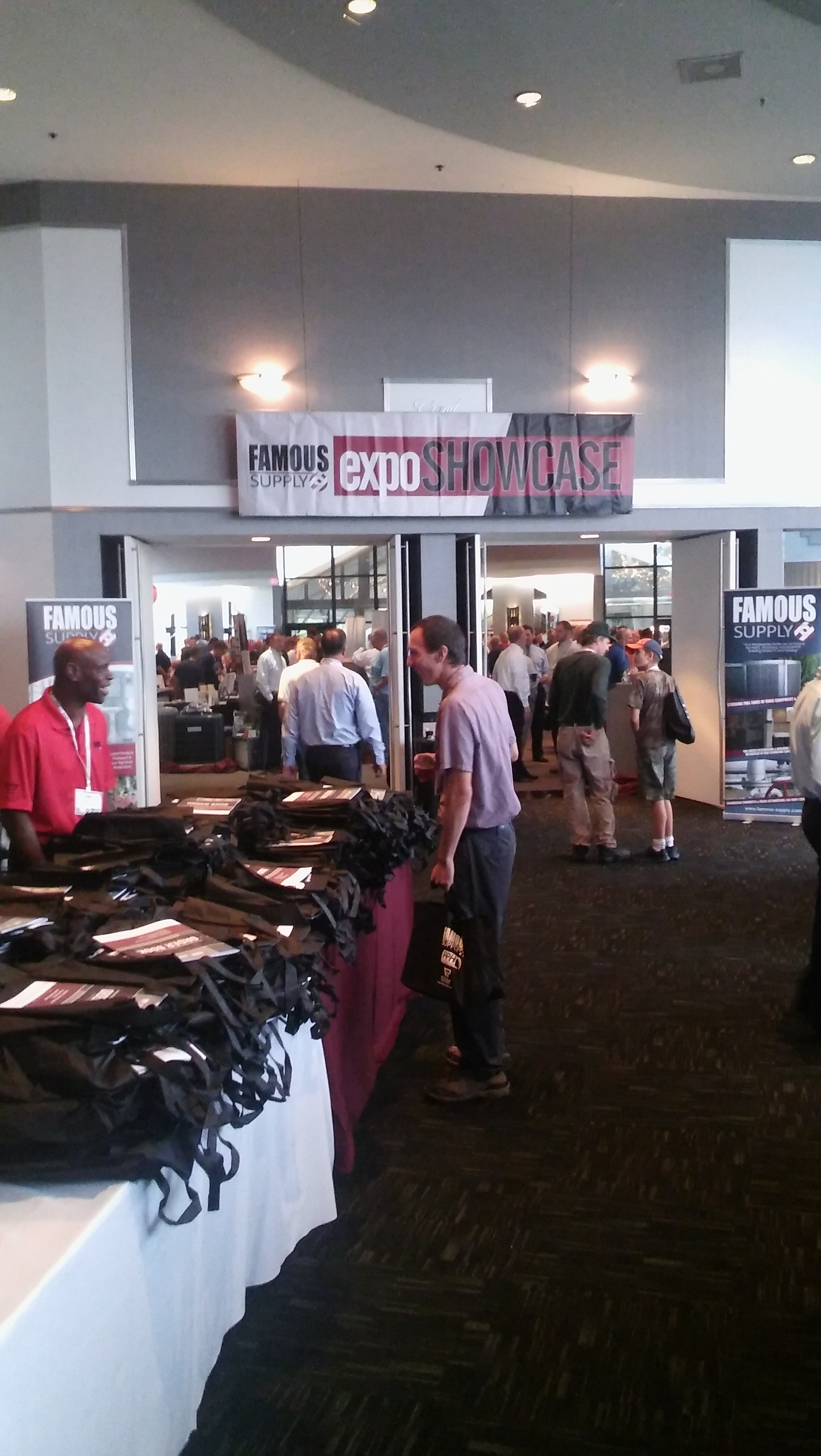 Famous Supply Cleveland Ohio Showcase 2016 Sept. 14,, 2016 Slantfin