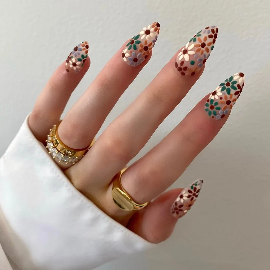 9 Trendy Fall Nail Designs You Can Buy as PressOns Slashed Beauty